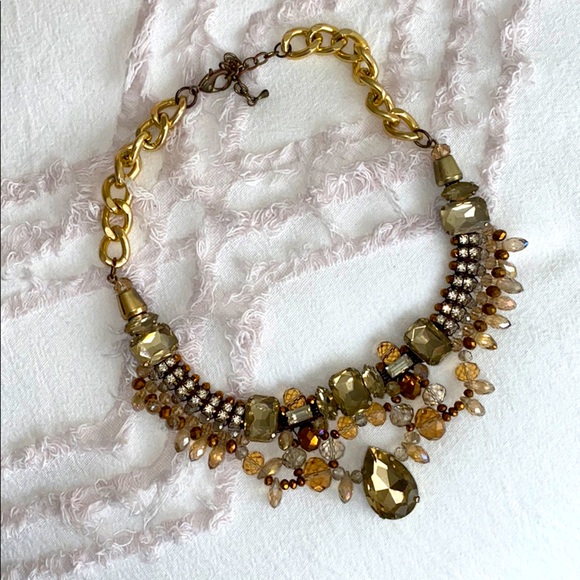 Necklace made with Swarovski Crystas - Picture 3 of 11